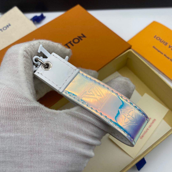 ブランドキーホルダー内部構造